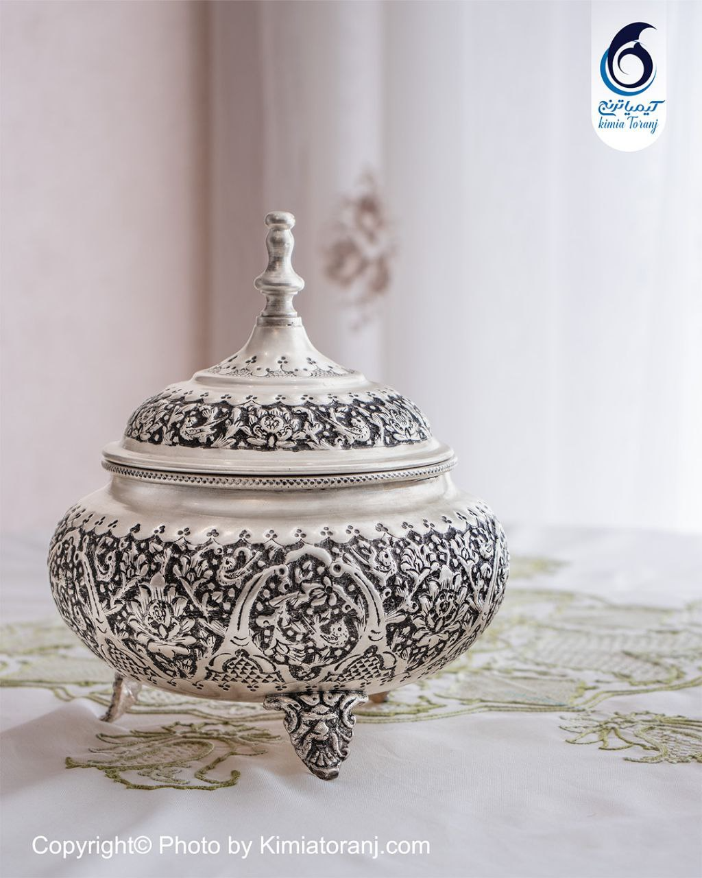 شکلات خوری عدسی شبه نقره سه پایه قلم گل و مرغ